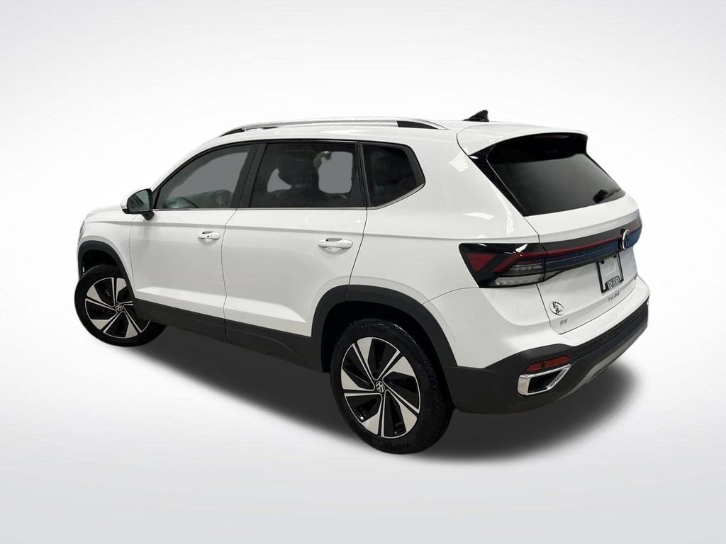 Used 2025 Volkswagen Taos 1.5T SE SUV