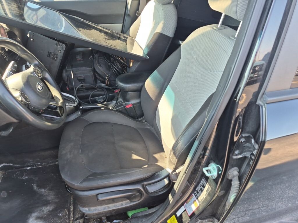 Used 2016 Kia Soul Base FWD Hatchback