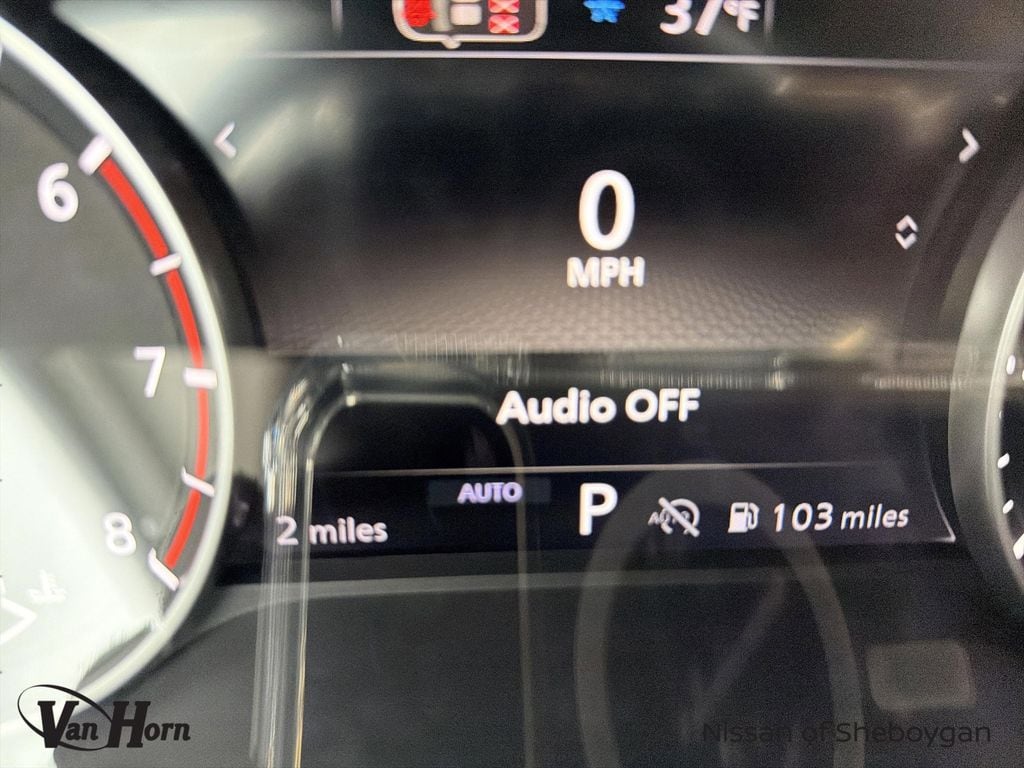 2026 Nissan Rogue SV's photo