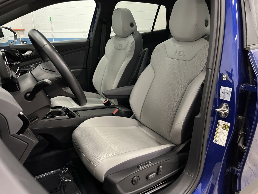 2021 Volkswagen ID.4 Pro S photo 4