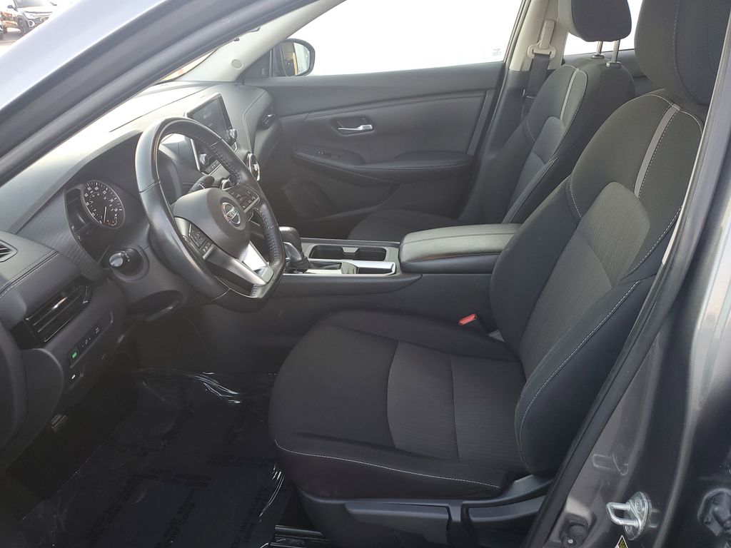 2022 Nissan Sentra SV photo 4