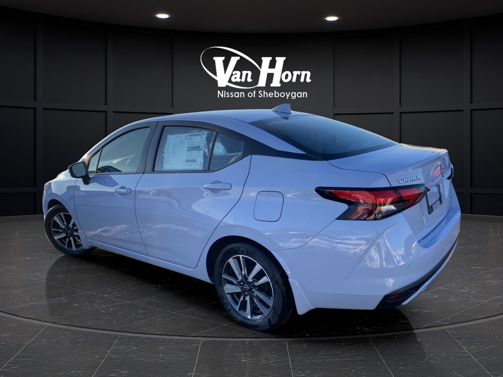 New 2025 Nissan Versa 1.6 SV Sedan