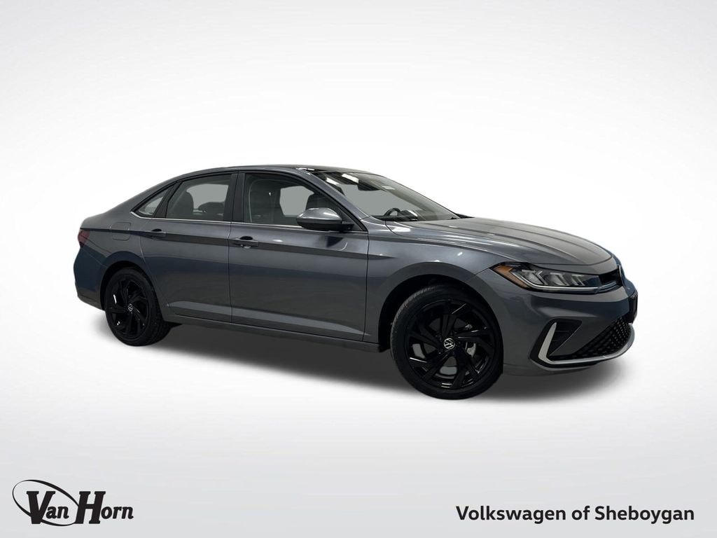 Used 2025 Volkswagen Jetta 1.5T SE Sedan