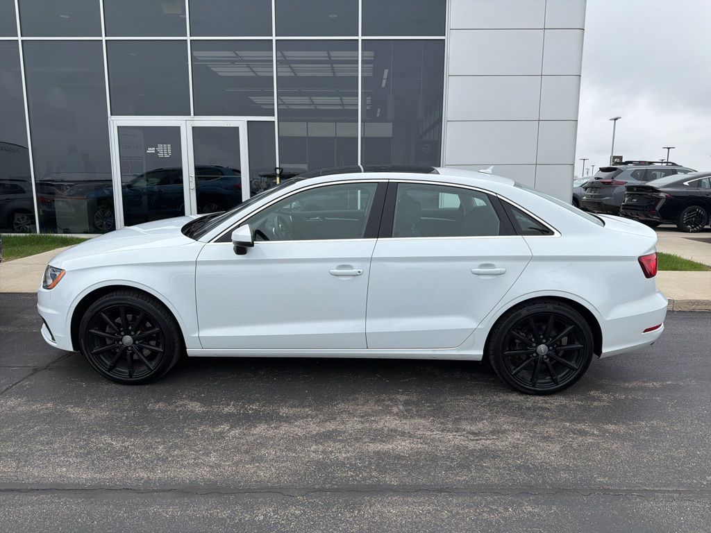 2015 Audi A3 2.0T quattro S tronic Premium Plus's photo