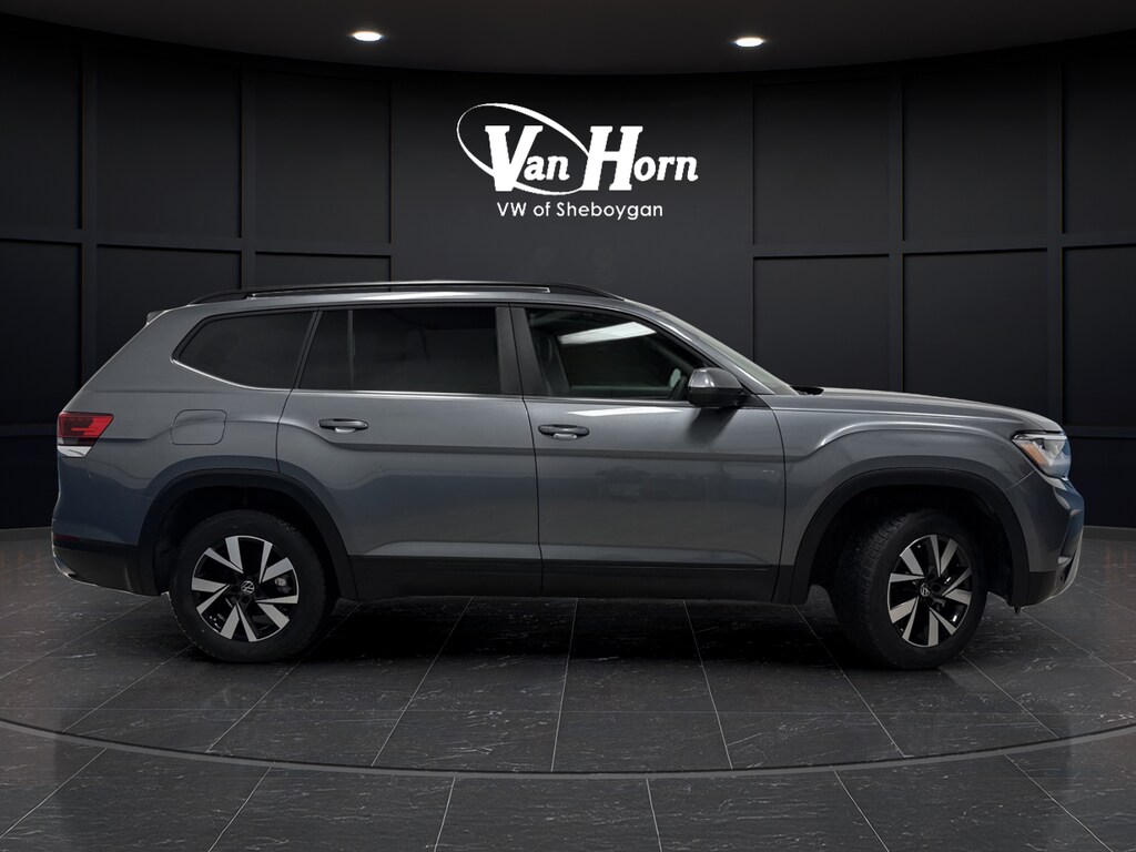 Used 2023 Volkswagen Atlas 3.6L V6 SE w/Technology SUV