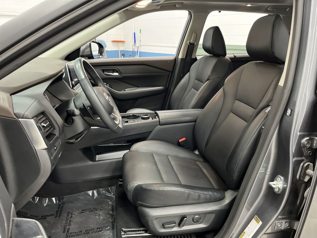 Used 2023 Nissan Rogue SV SUV