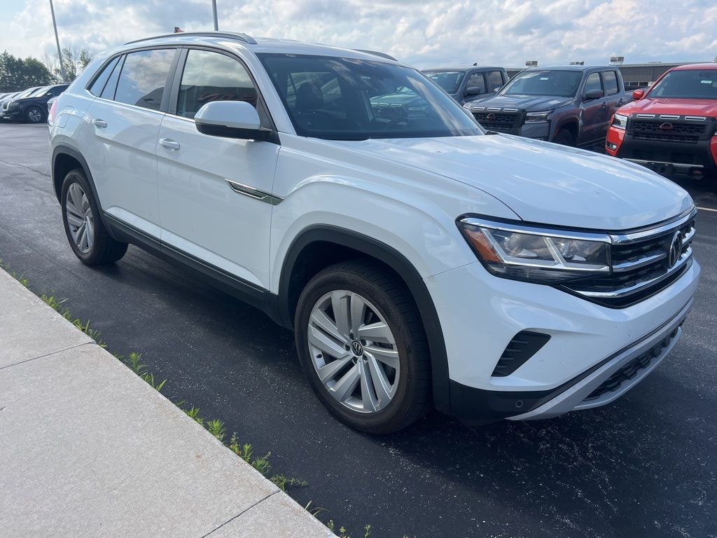 Used 2021 Volkswagen Atlas Cross Sport 2.0T SE w/Technology 4MOTION SUV