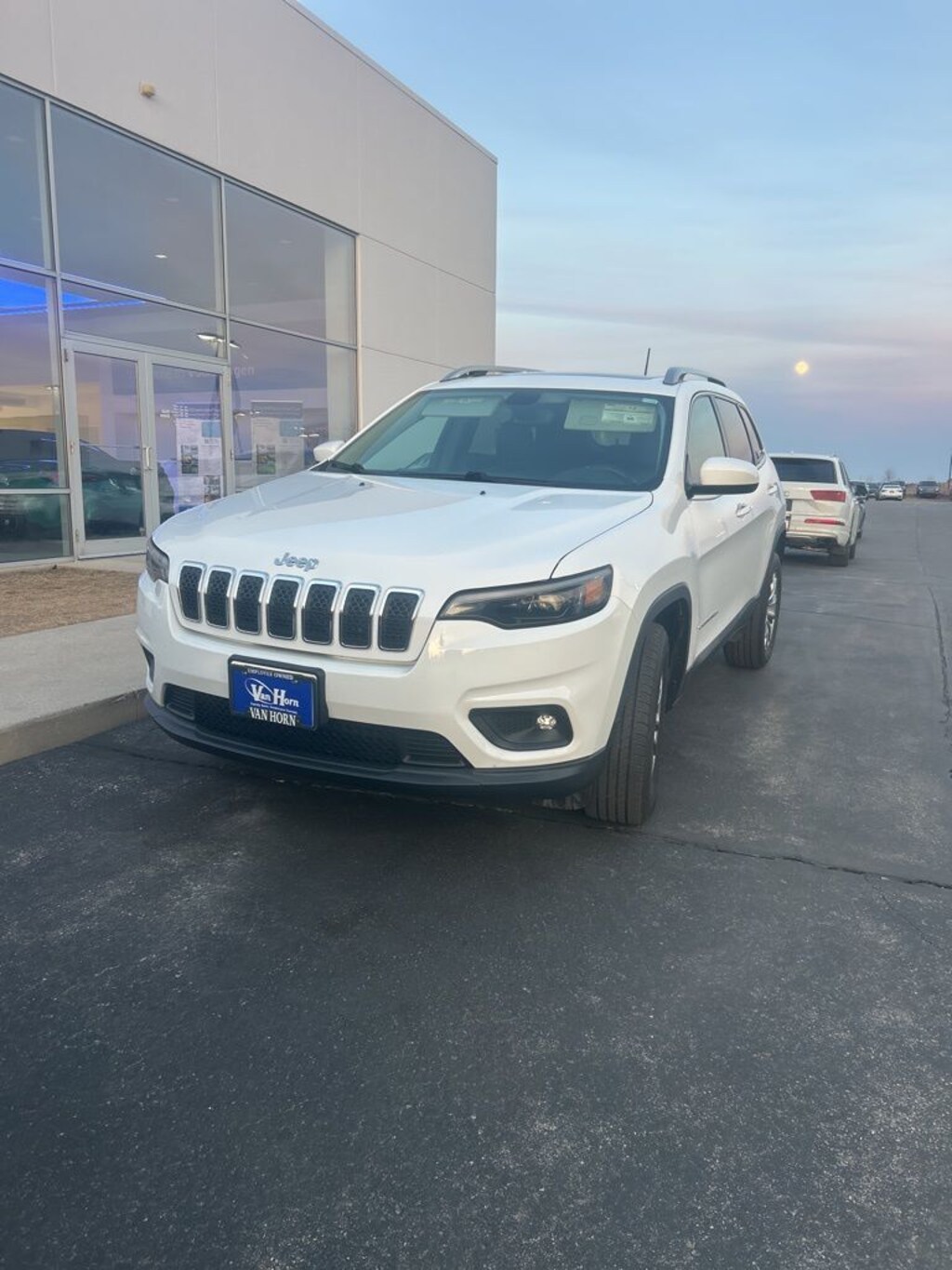 Used 2019 Jeep Cherokee Latitude Plus 4x4 SUV