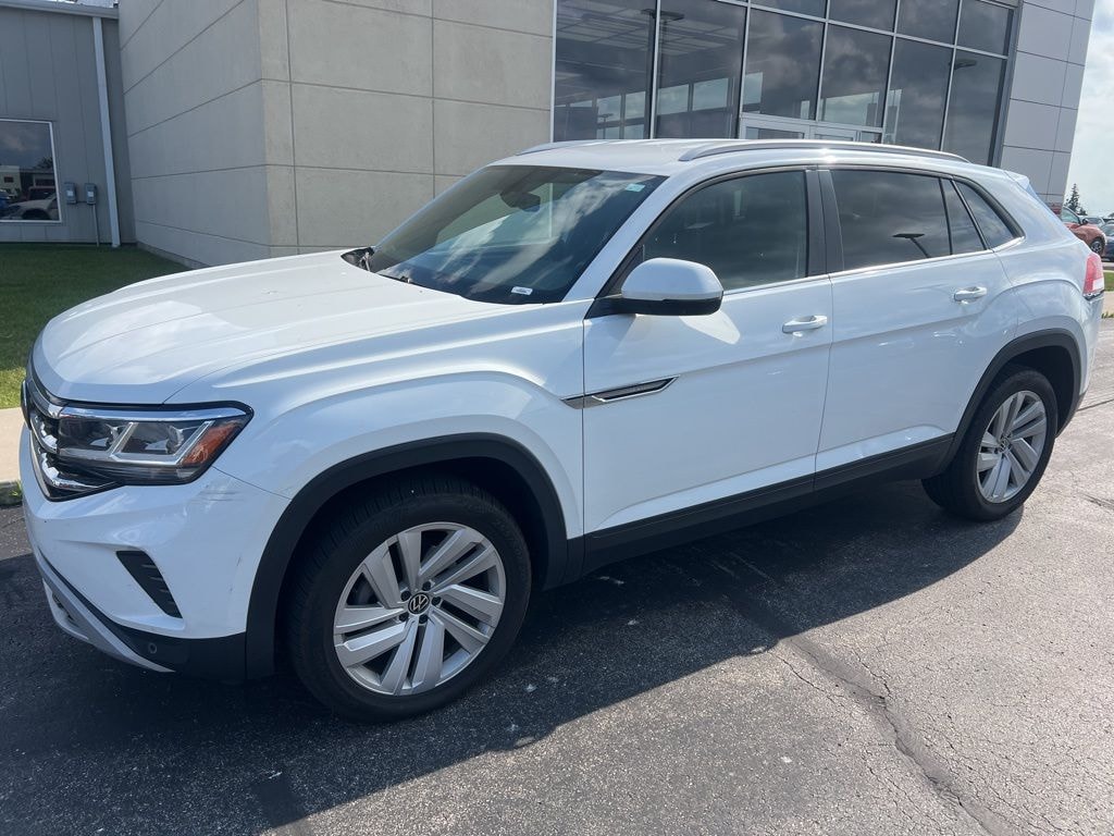 Used 2021 Volkswagen Atlas Cross Sport 2.0T SE w/Technology 4MOTION SUV