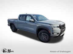 2025 Nissan Frontier PRO-4X Truck