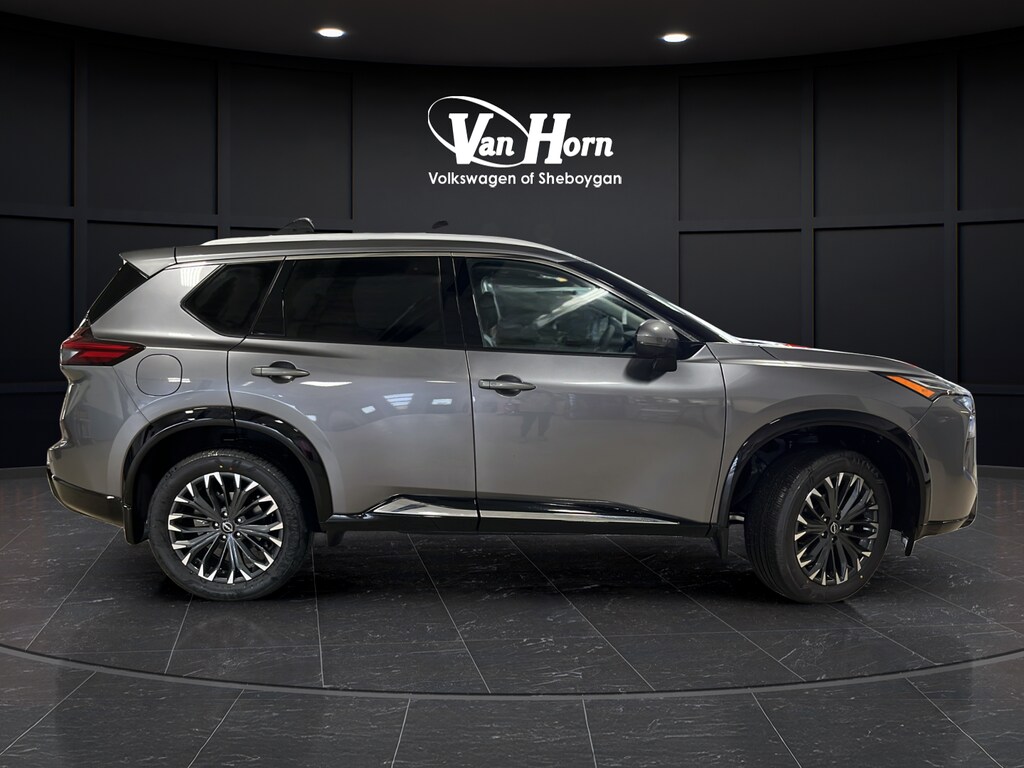 New 2026 Nissan Rogue Platinum SUV