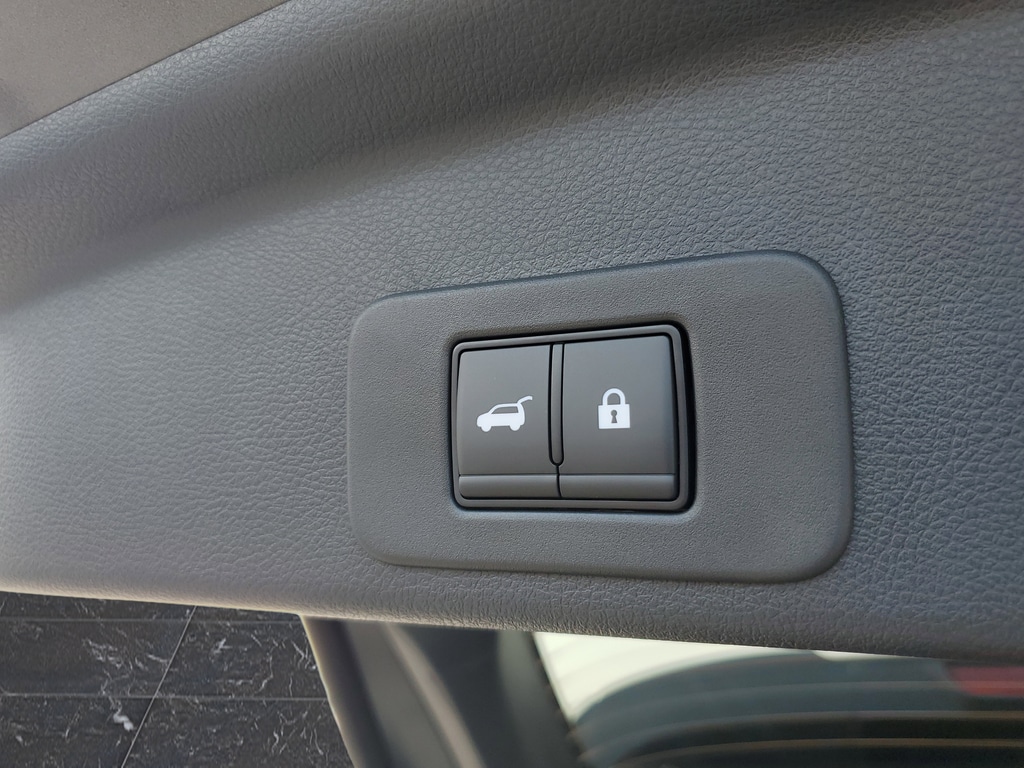 2025 Nissan Murano SV - Photo 13