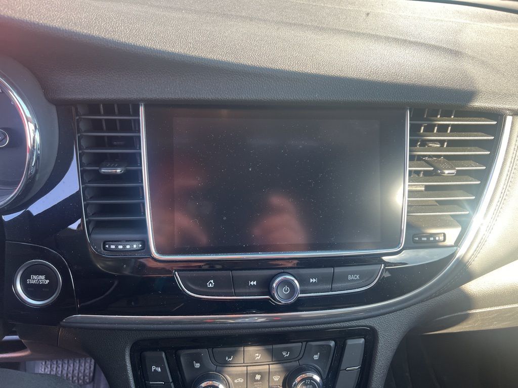 2019 Buick Encore Essence photo 3