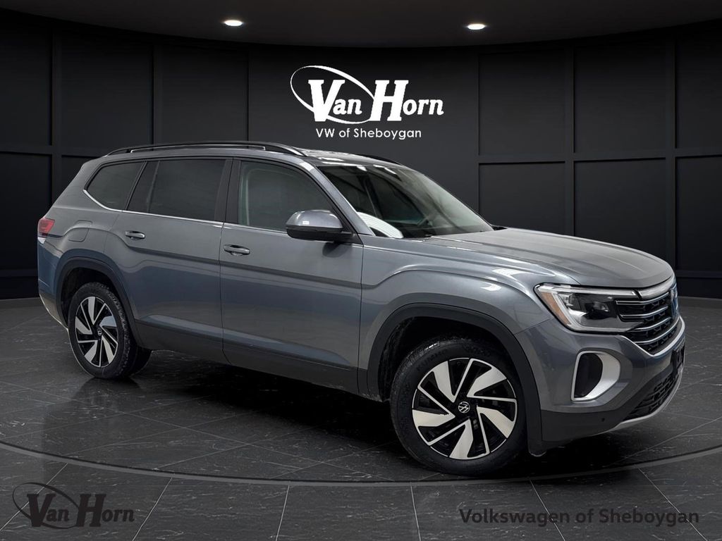 2025 Volkswagen Atlas SE w/Tech's photo