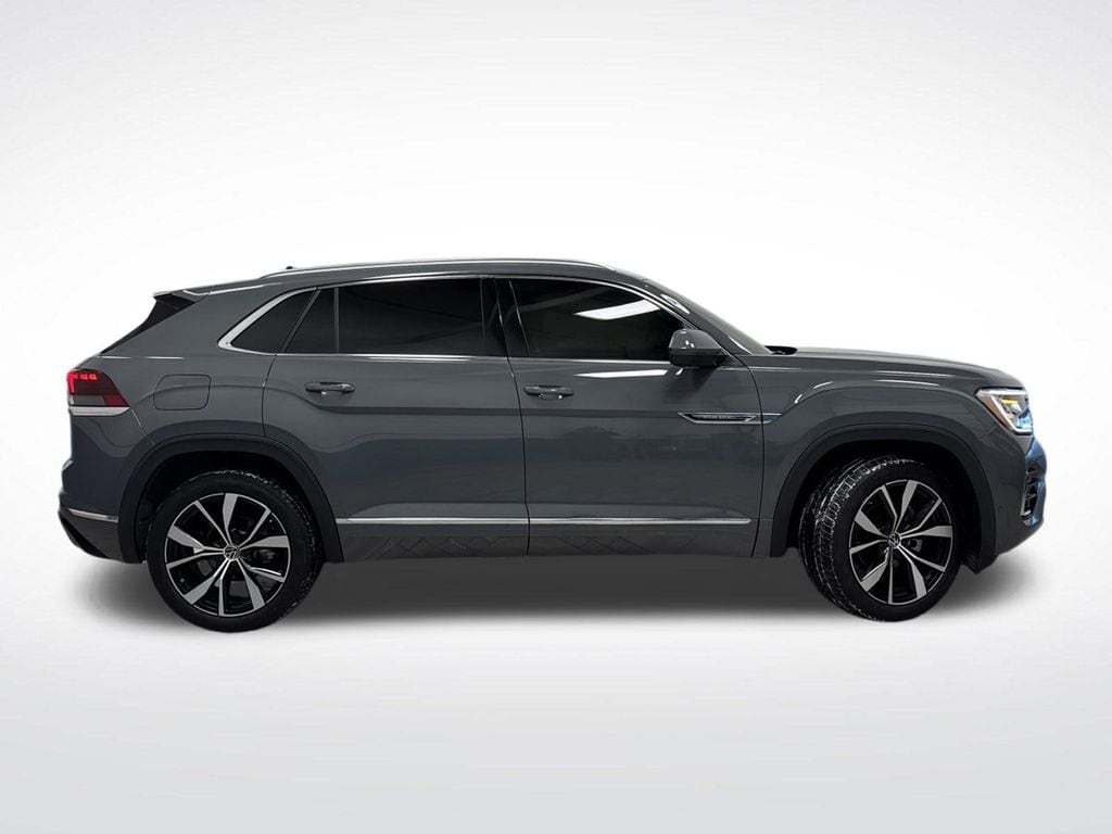 Used 2024 Volkswagen Atlas Cross Sport 2.0T SEL Premium R-Line SUV