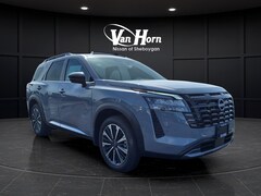 2026 Nissan Pathfinder Platinum SUV