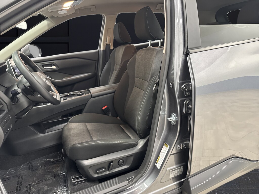 Used 2024 Nissan Rogue SV SUV