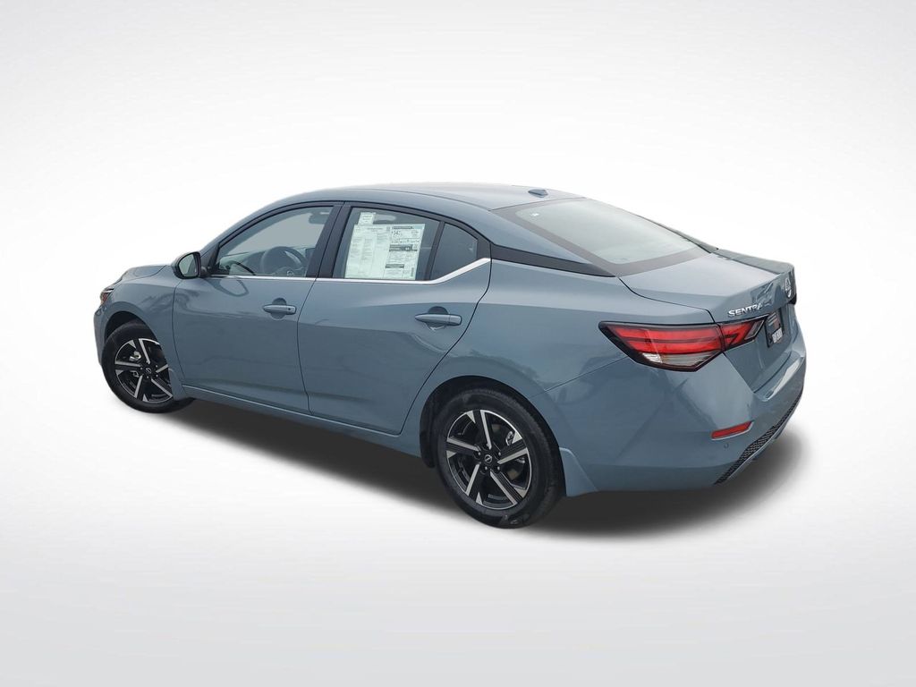 2025 Nissan Sentra SV photo 3