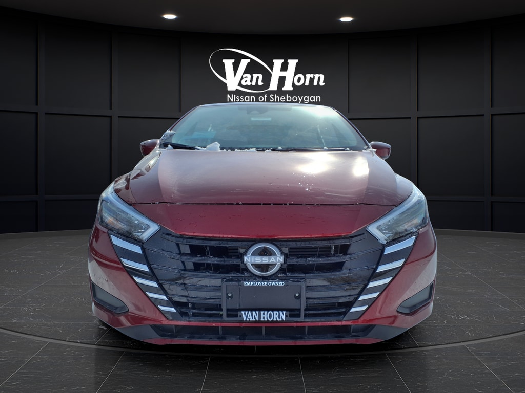 New 2025 Nissan Versa 1.6 SV Sedan