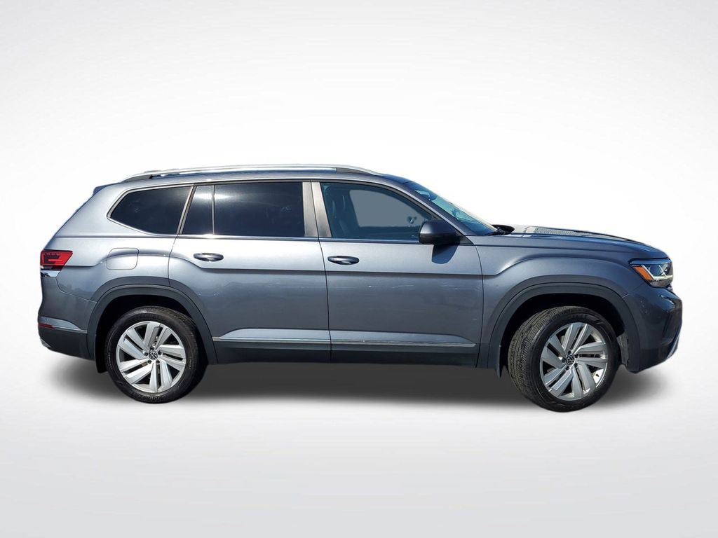2021 Volkswagen Atlas V6 SEL photo 2