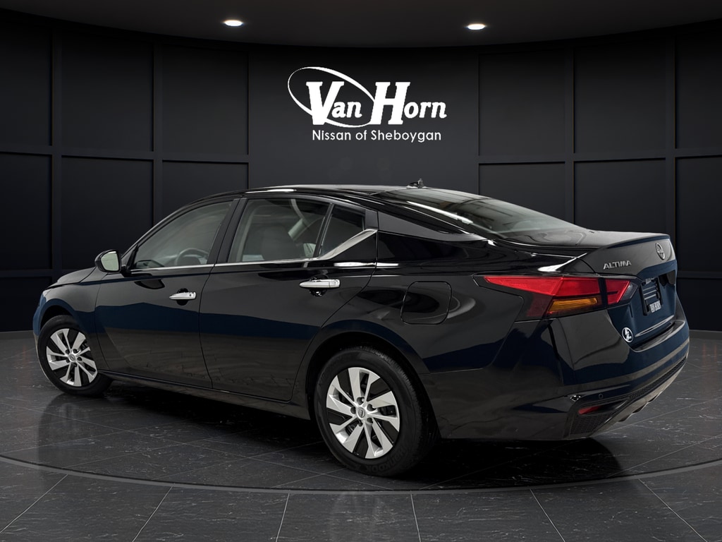 Used 2025 Nissan Altima S Sedan