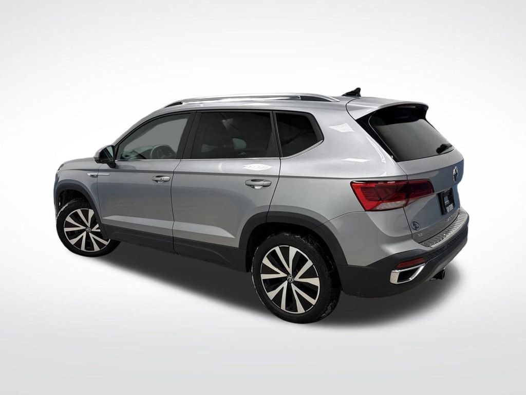 Used 2022 Volkswagen Taos 1.5T SE 4MOTION SUV