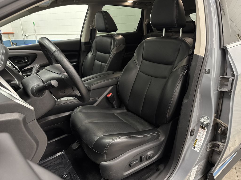 2024 Nissan Murano SL photo 4