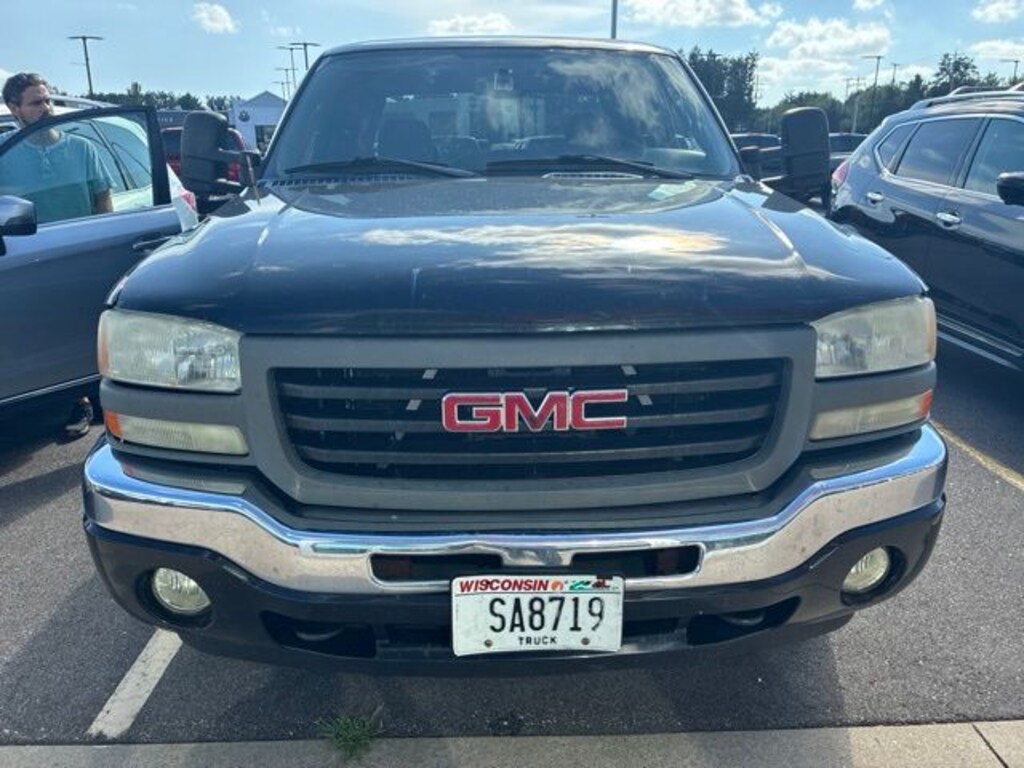 Used 2005 GMC Sierra 1500 SLE Truck