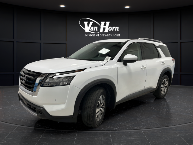 Used 2025 Nissan Pathfinder SL SUV