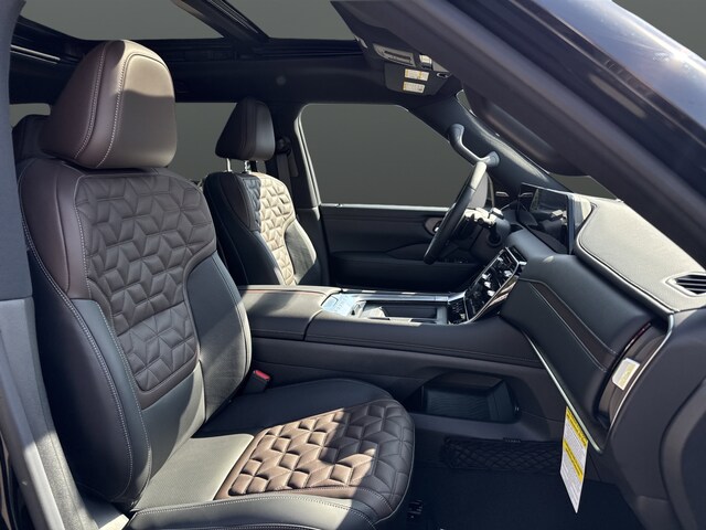 2026 Nissan Armada Platinum - Photo 32