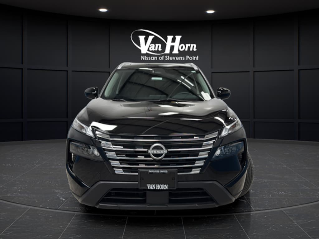 Used 2024 Nissan Rogue SV SUV