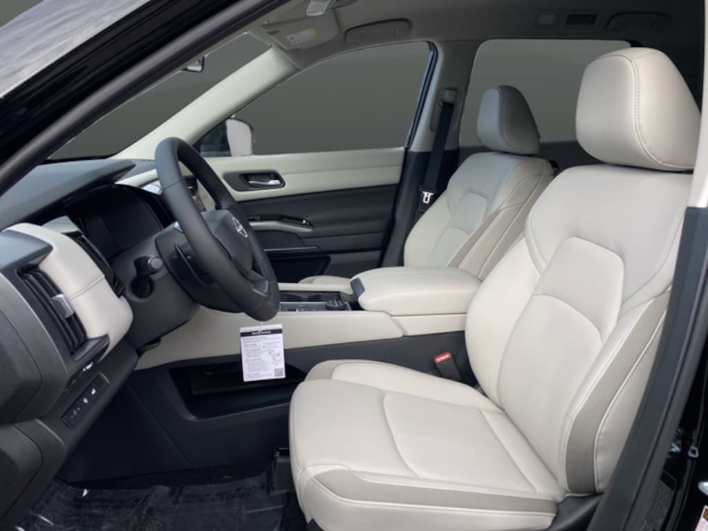 New 2026 Nissan Pathfinder SL SUV