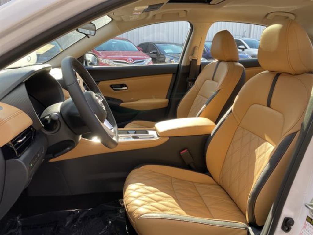 New 2025 Nissan Sentra SV Sedan