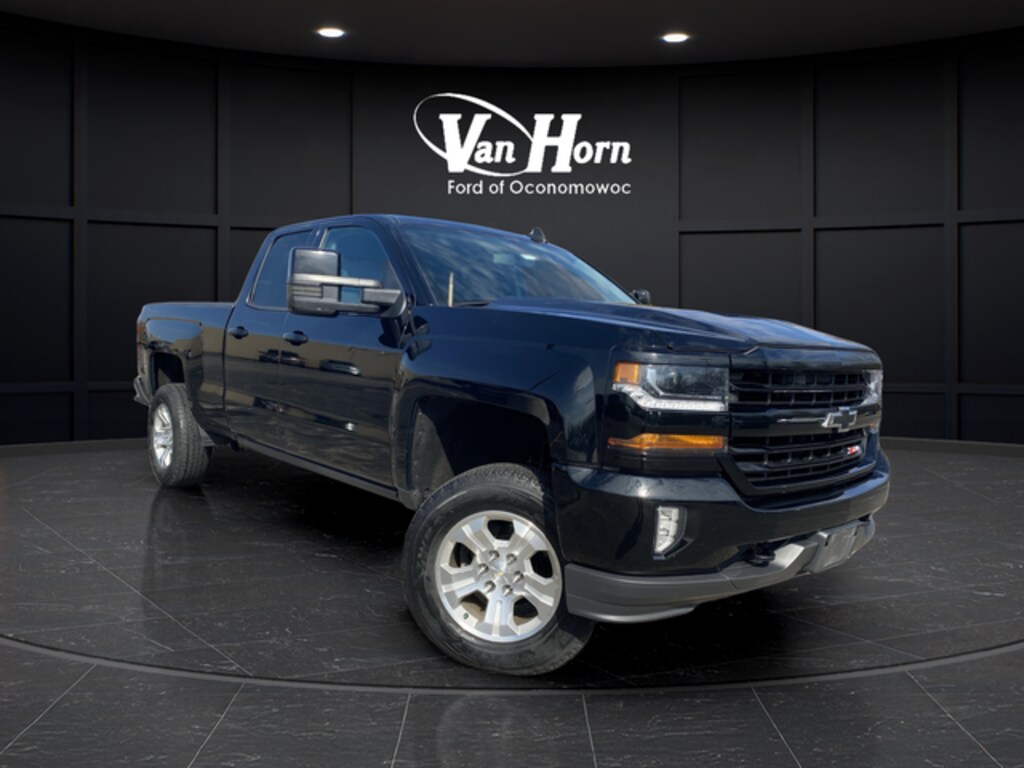 Used 2017 Chevrolet Silverado 1500 LT Truck