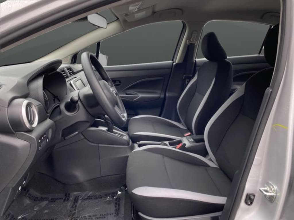 New 2025 Nissan Versa 1.6 S Sedan