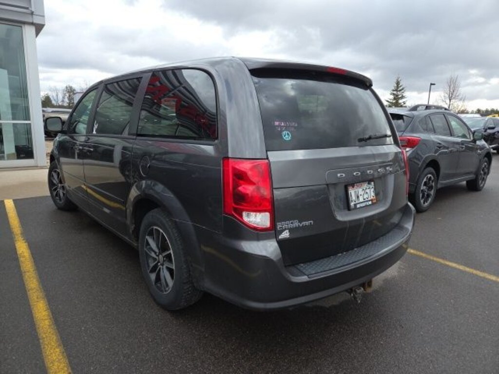 Used 2015 Dodge Grand Caravan SXT Minivan/Van