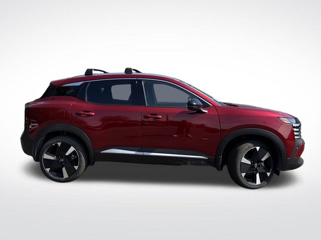 2026 Nissan Kicks SR photo 2
