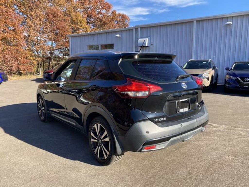 Used 2020 Nissan Kicks SR SUV