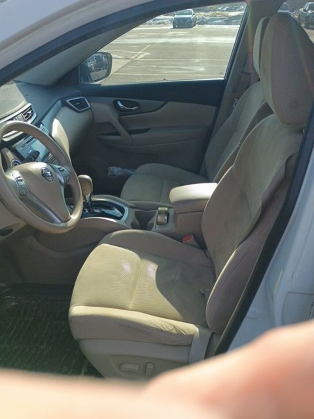 Used 2014 Nissan Rogue SV SUV