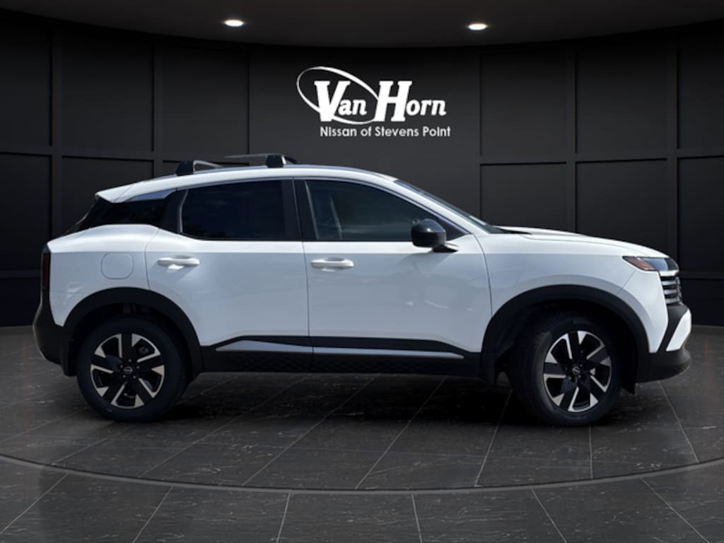 New 2026 Nissan Kicks SV