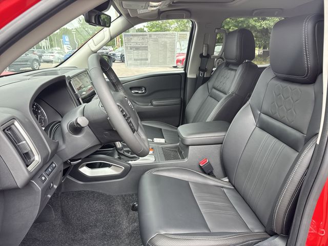 2025 Nissan Frontier SL photo 4