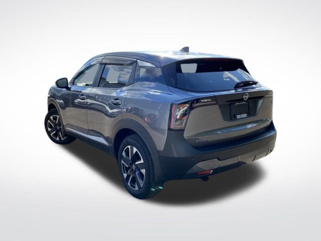 Used 2025 Nissan Kicks SV SUV