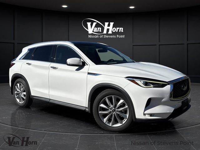2019 INFINITI QX50 Essential's photo