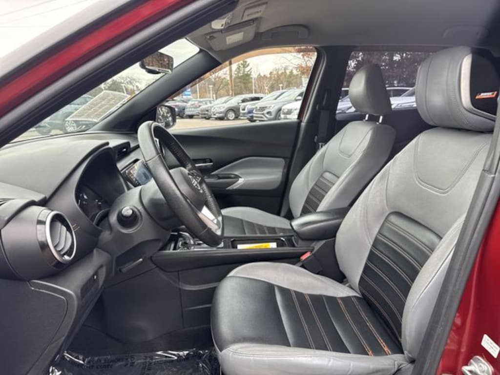 Used 2022 Nissan Kicks SR SUV