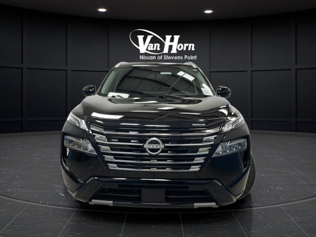 Used 2024 Nissan Rogue Platinum SUV