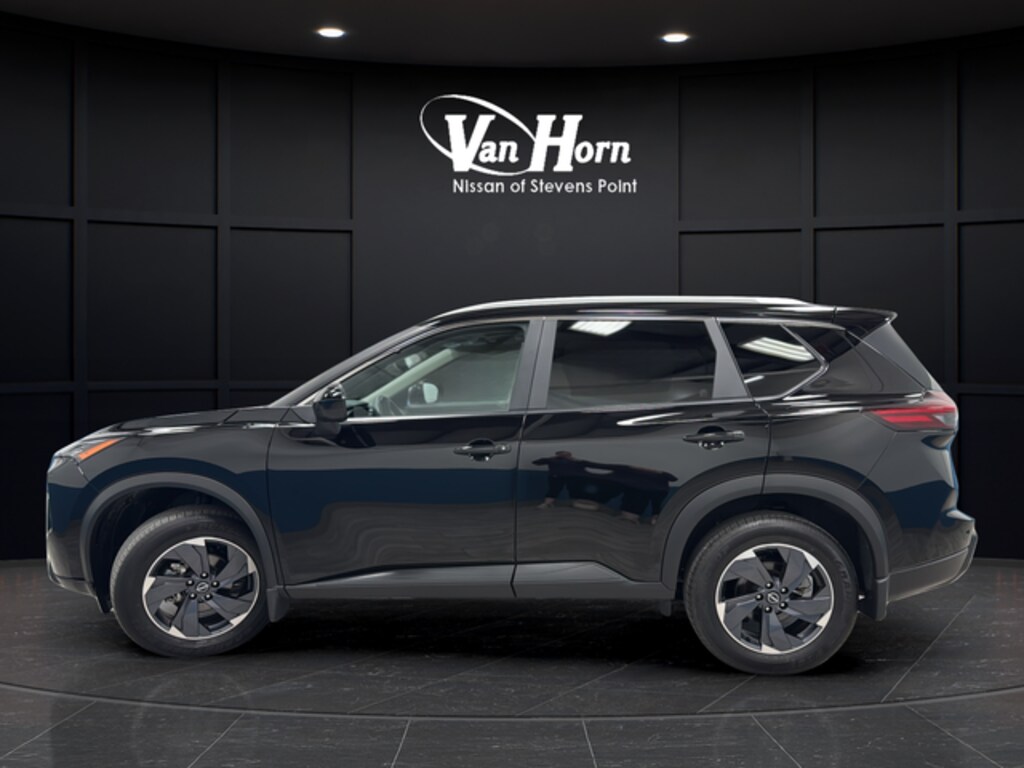 Used 2024 Nissan Rogue SV SUV