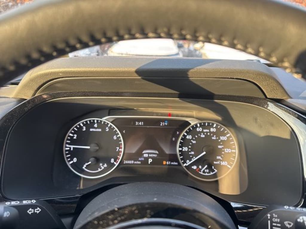 Used 2022 Nissan Pathfinder SL SUV