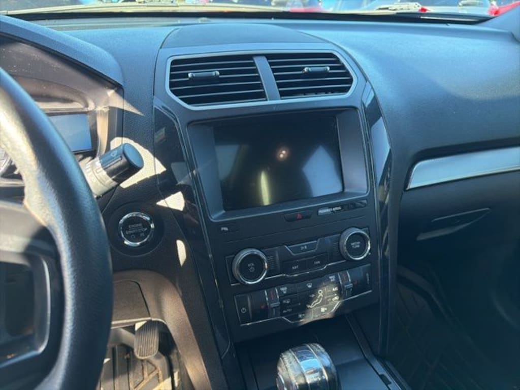 Used 2018 Ford Explorer XLT SUV