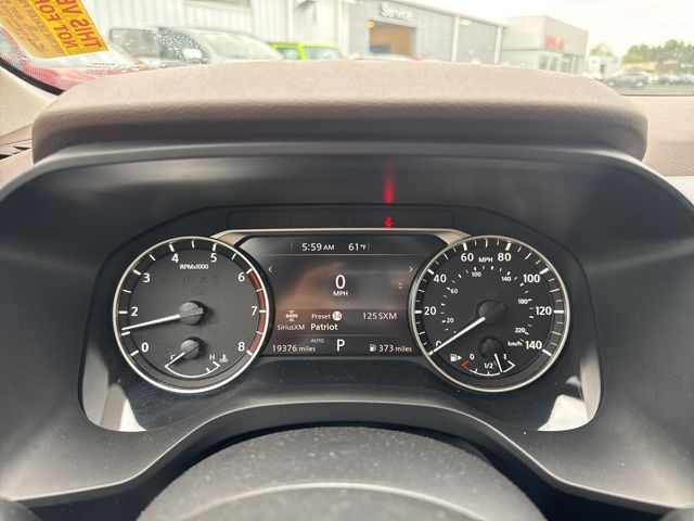 2023 Nissan Rogue SL photo 3