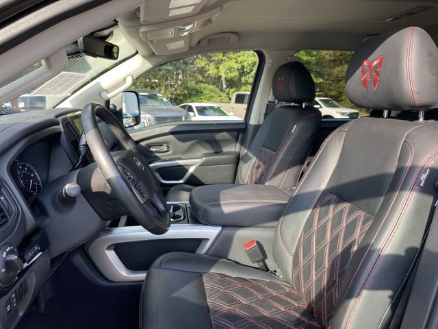 2023 Nissan Titan SV photo 3